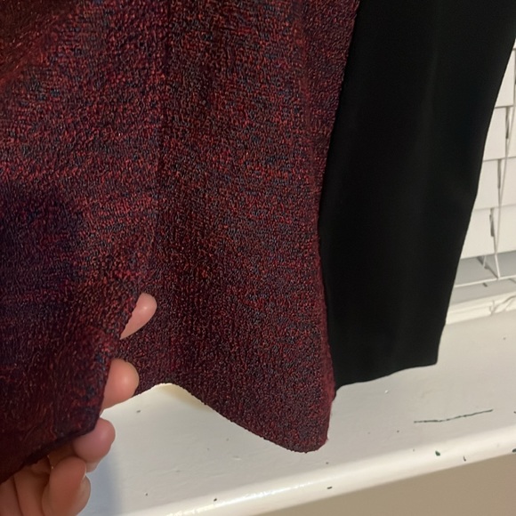 Colour block fitted dress. - Picture 5 of 5